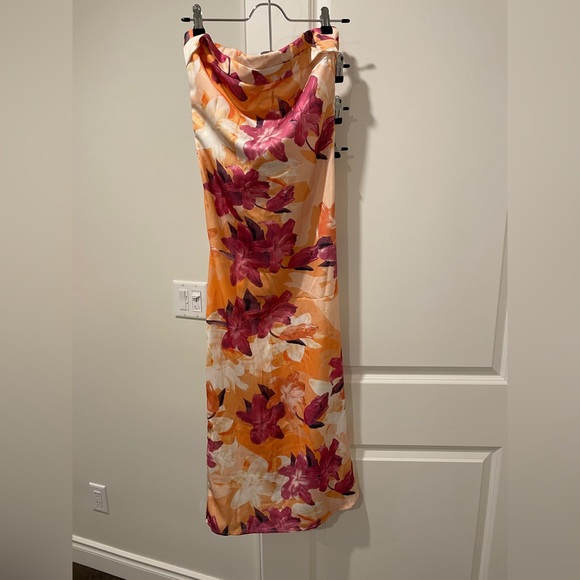 NWT Toperth Satin Floral Dress - Picture 6 of 8